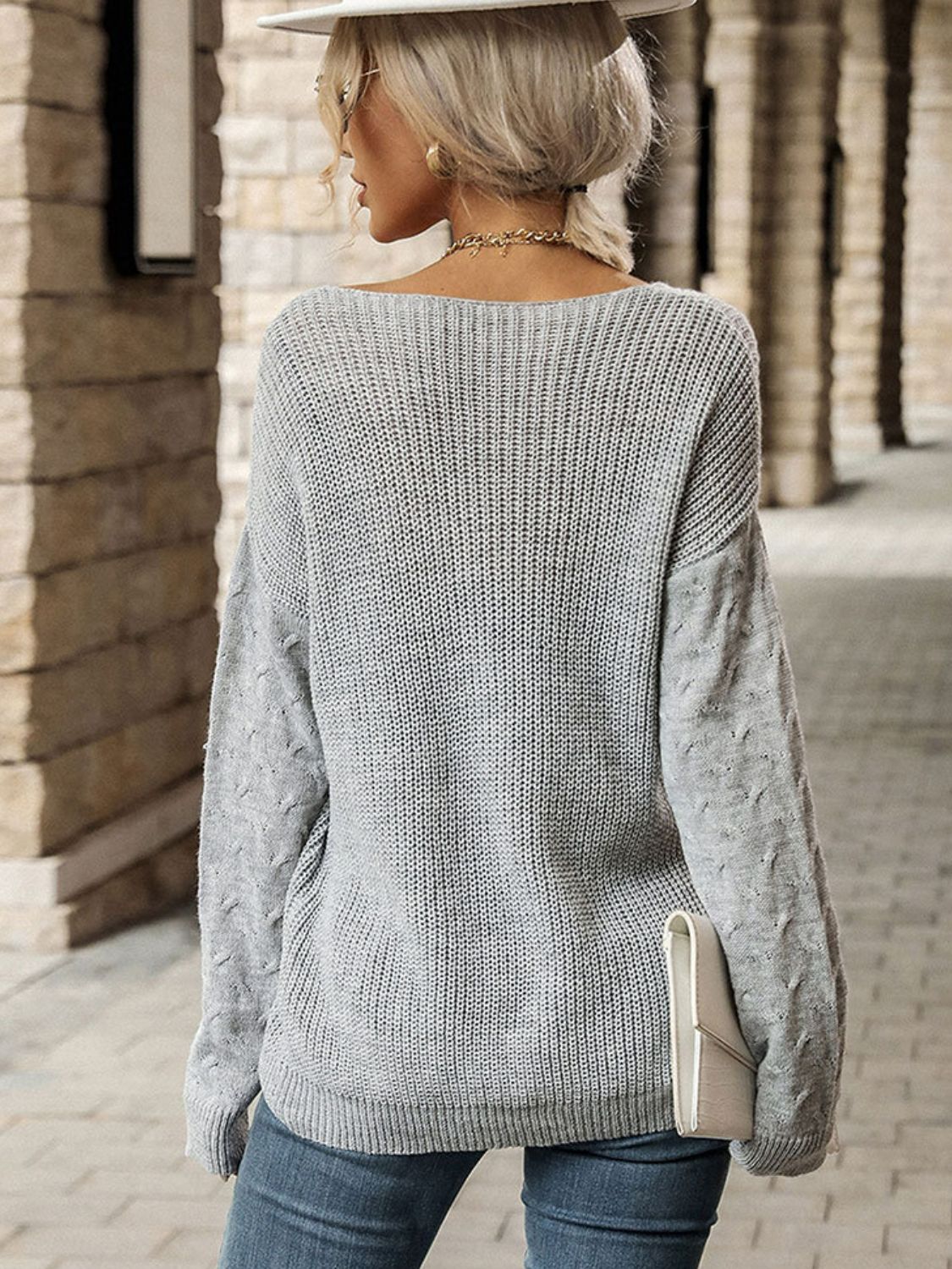 Mixed Knit V-Neck Front Slit Sweater