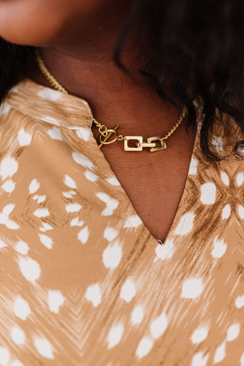 Why Not? Gold-Plated Front Clasp Chain Necklace - Marie Lashaays 