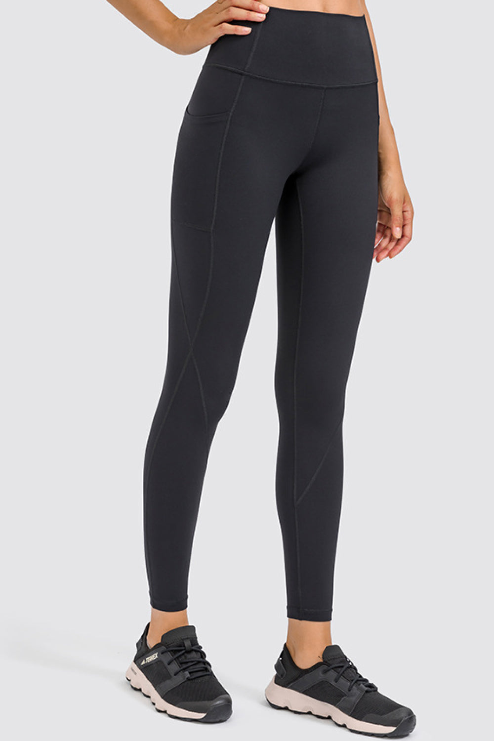 High Rise Yoga Leggings with Side Pocket - Marie Lashaays 