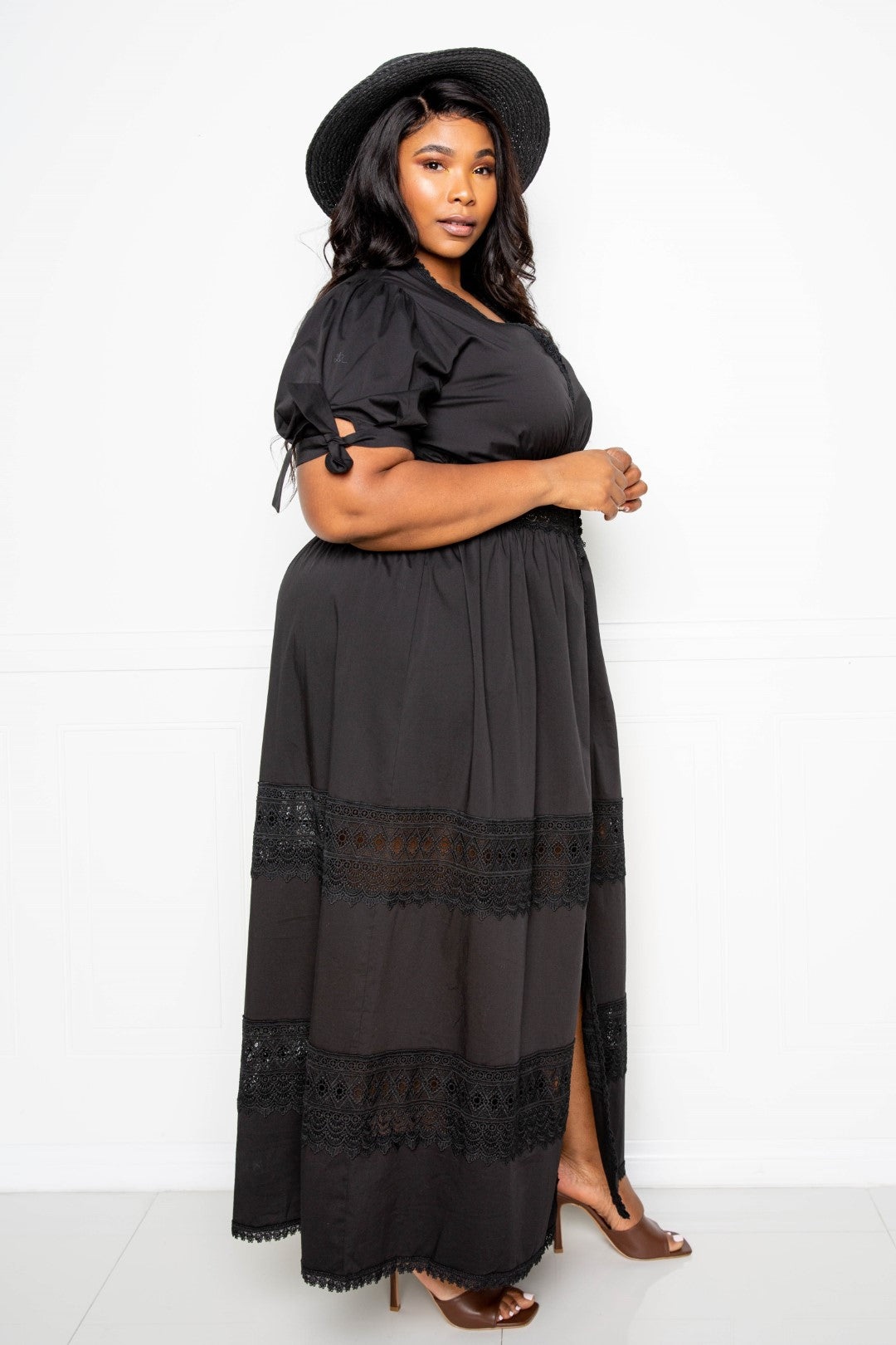 Puff Sleeve Maxi Dress With Lace Insert - Marie Lashaays 