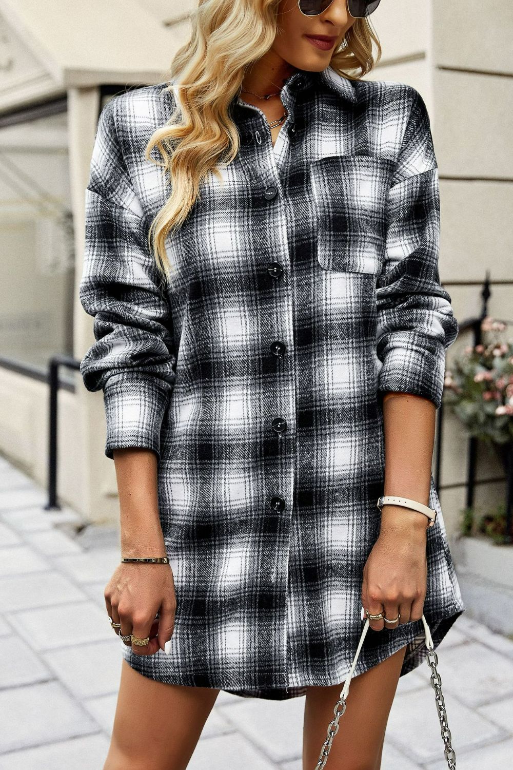 Plaid Curved Hem Longline Shirt Jacket