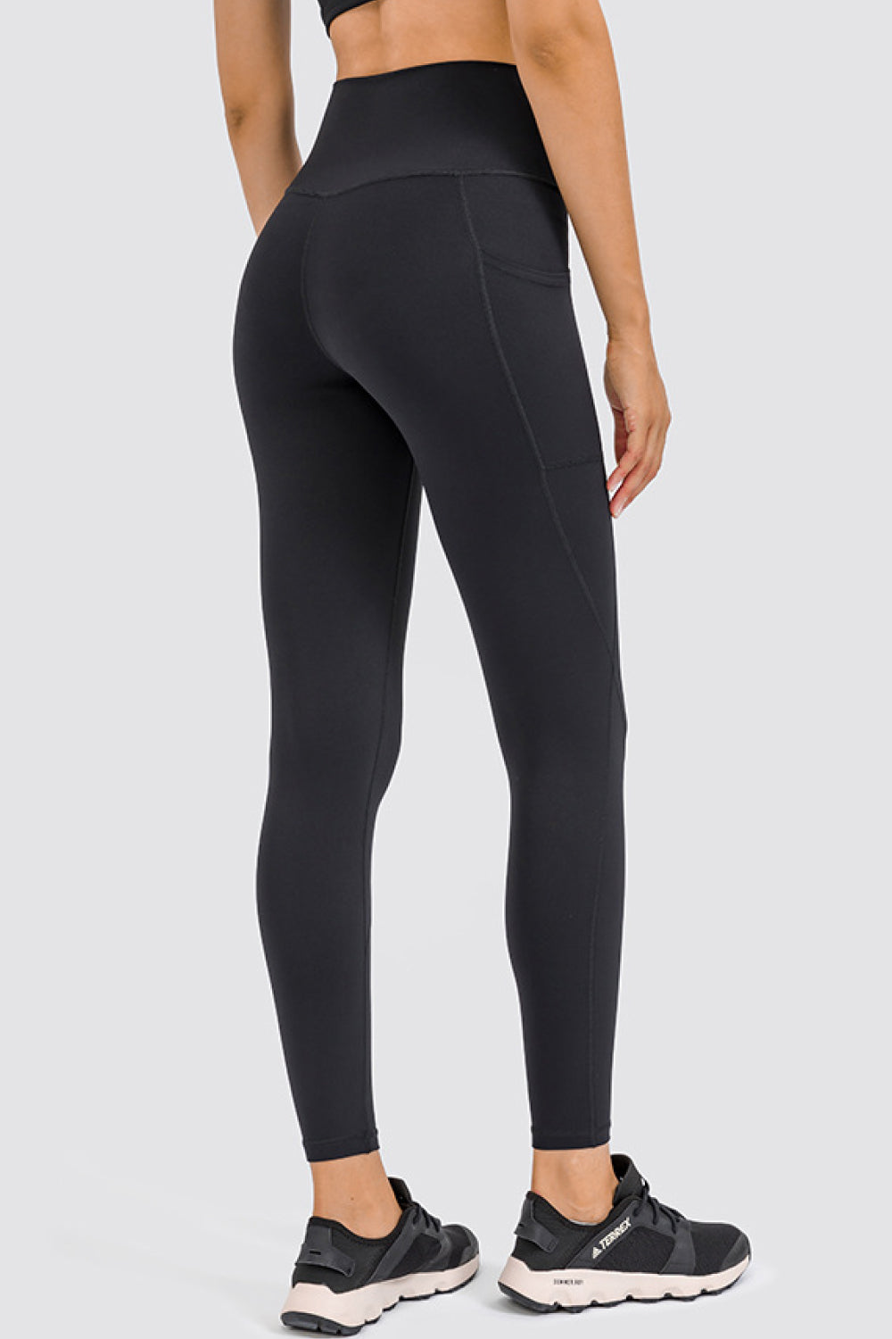 High Rise Yoga Leggings with Side Pocket - Marie Lashaays 