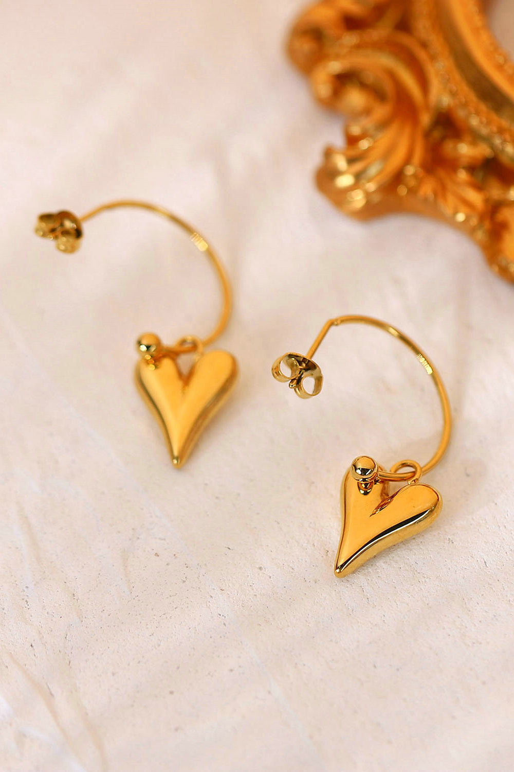 Heart Dangle Earrings - Marie Lashaays 