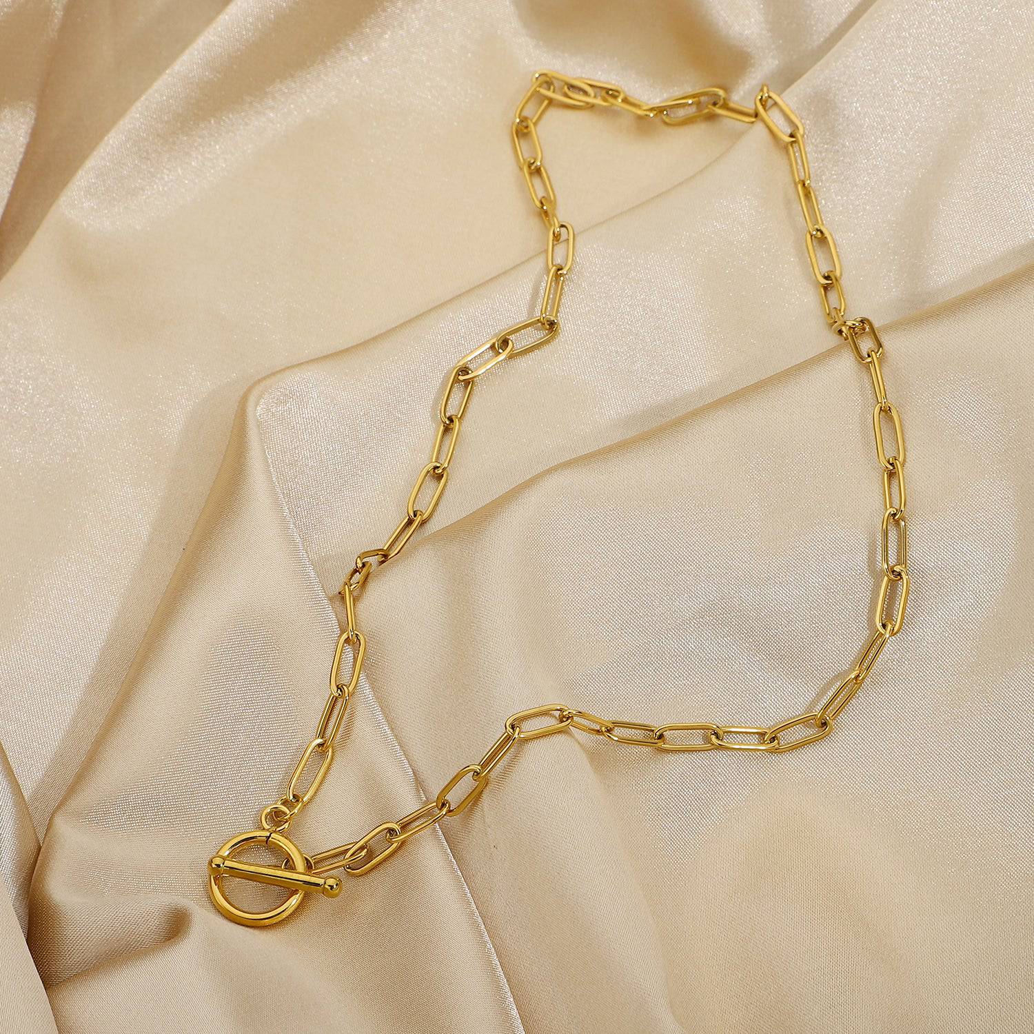 Gold  Necklace - Marie Lashaays 