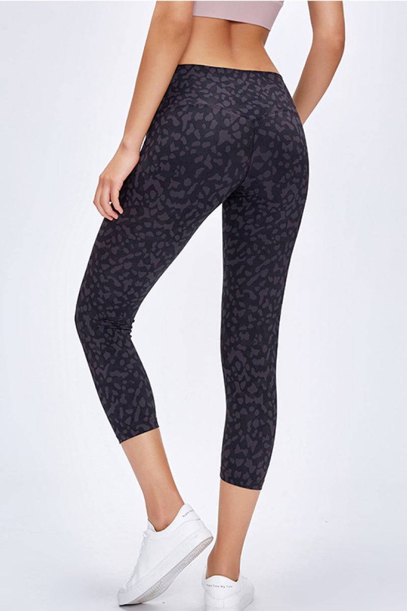 Slim Hip Cropped Leggings - Marie Lashaays 