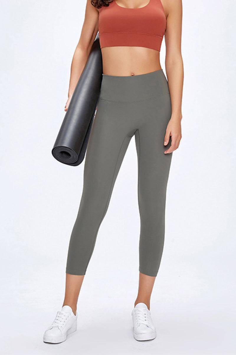 Slim Hip Cropped Leggings - Marie Lashaays 